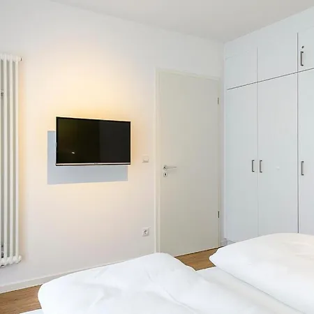 Deichhaeuser Anna Kueste Deichhaeuser Anna Kueste 1-14 דירה *